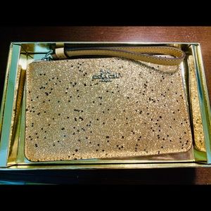 NWT Coach Glitter Star Small Wristlet